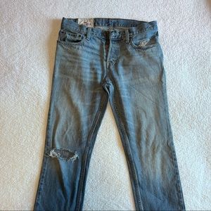 Straight Leg Light Wash Hollister Men’s 31W x 30L Jeans